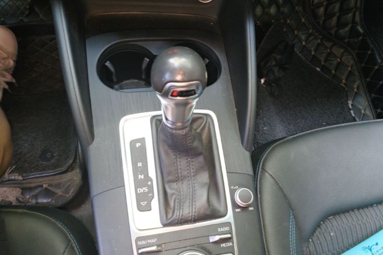 Audi A3 2019 car image #14