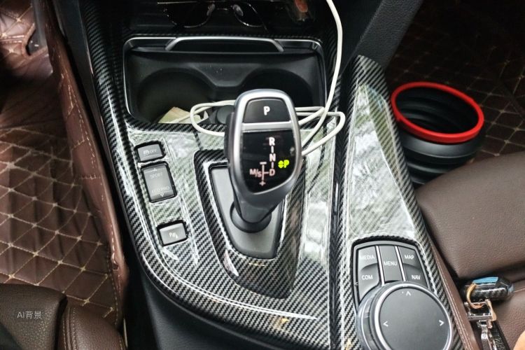 BMW 3 Series 2018 #16 BMW 3 Series 2018 car image #16