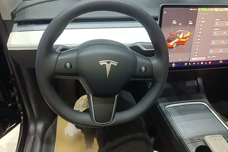 Tesla Model Y 2022 #11 Tesla Model Y 2022 car image #11