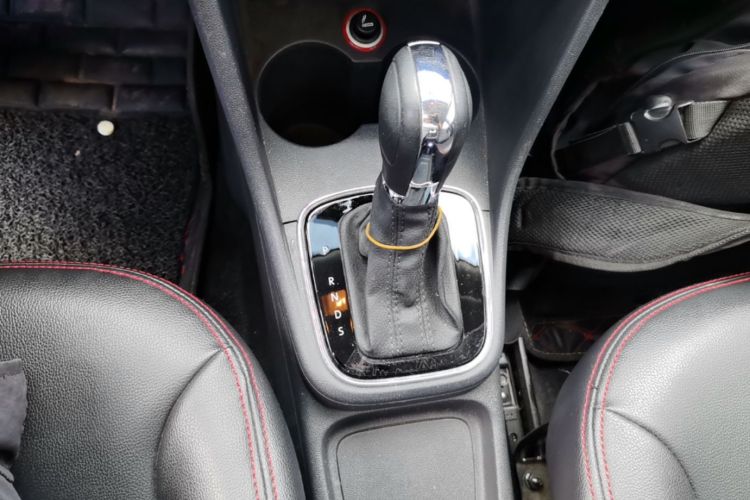 Volkswagen Polo 2017 #18 Volkswagen Polo 2017 car image #18