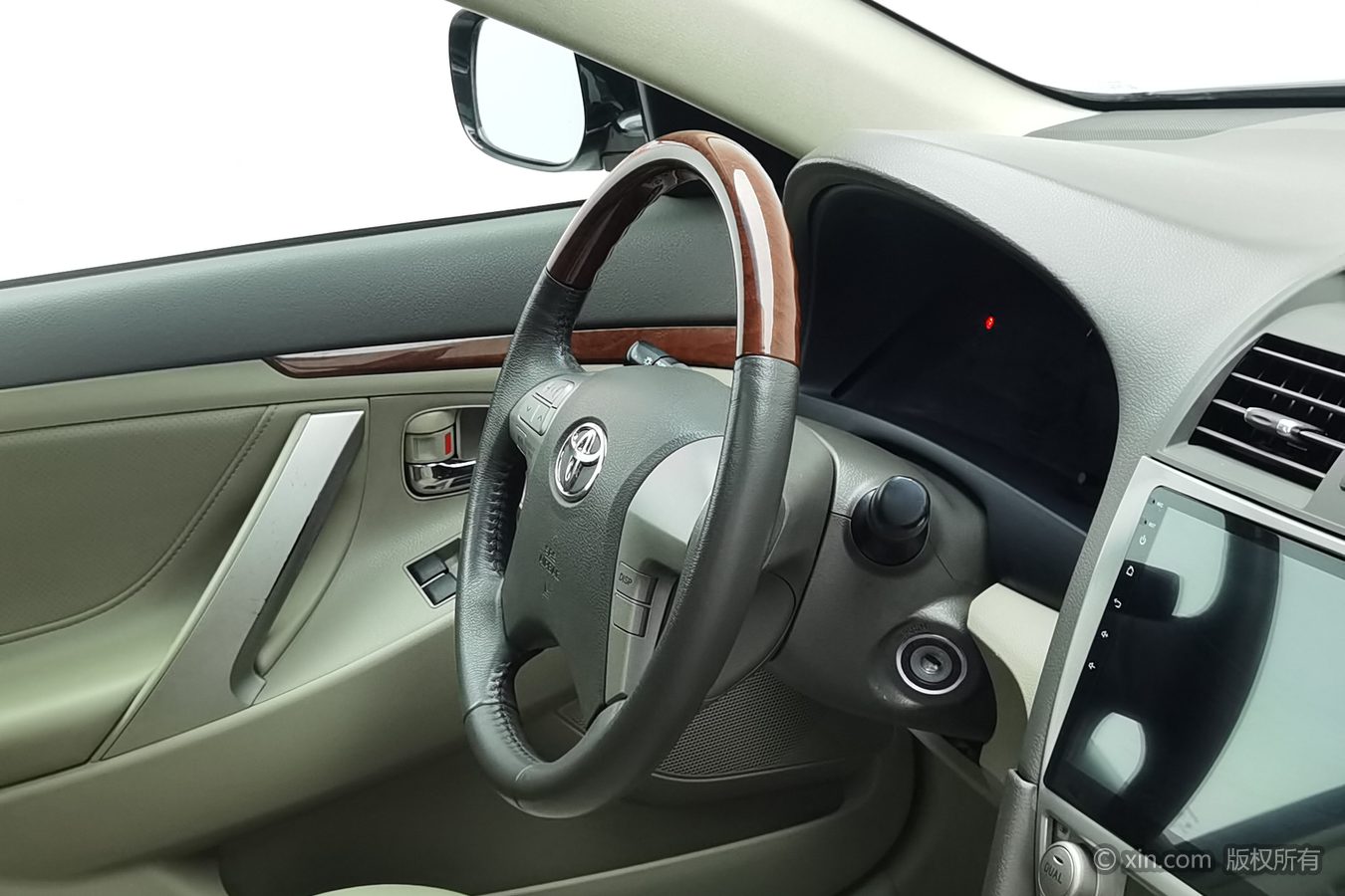 Toyota Camry 2014 car image #23