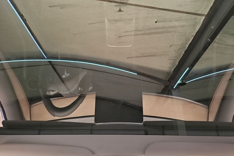 Tesla Model 3 2021 car image #18