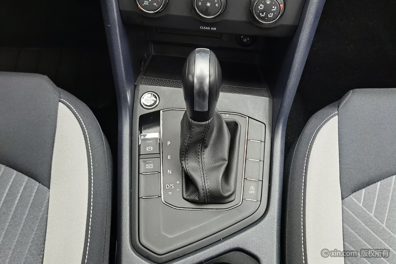 Volkswagen Tharu 2024 imagem de carro #14