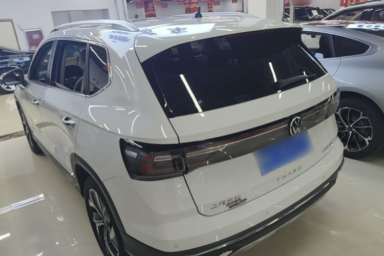 Volkswagen Tharu 2025 car image #5