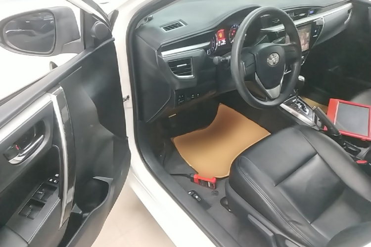 Toyota Corolla 2017 car image #16