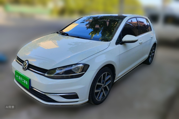 Volkswagen Golf 2018 car image #2