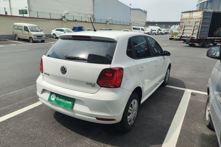 Volkswagen Polo 2018 car image #7