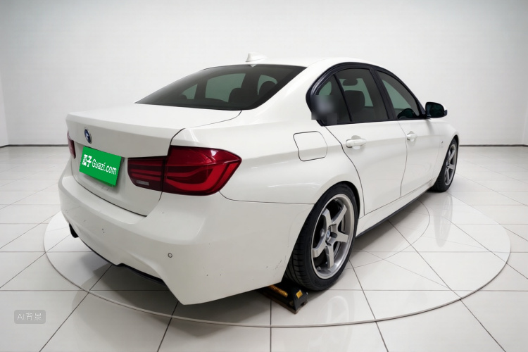 BMW 3 Series 2019 car image #7