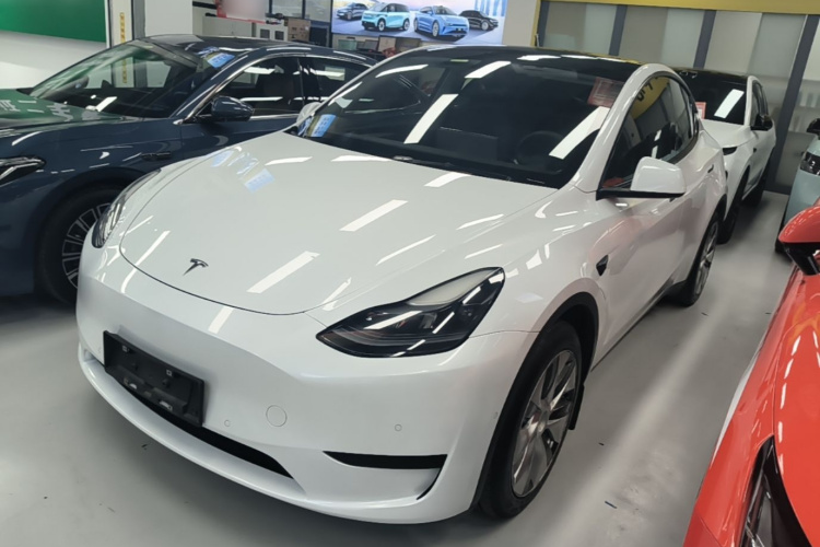 Tesla Model Y 2022 #2 Tesla Model Y 2022 immagine di auto #2
