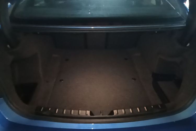BMW 3 Series 2017 #19 BMW 3 Series 2017 car image #19