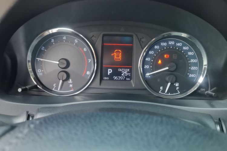 Toyota Corolla 2018 immagine di auto #12