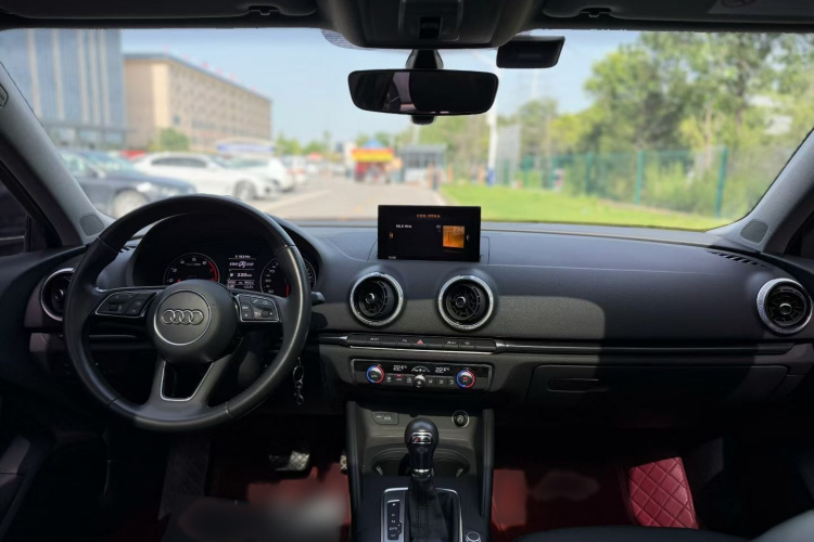 Audi A3 2019 #9 Audi A3 2019 car image #9