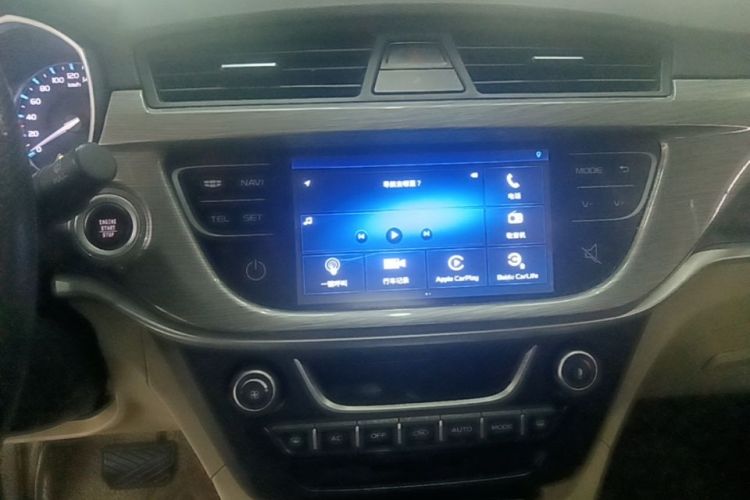 GEELY Emgrand 2017 #13 GEELY Emgrand 2017 car image #13