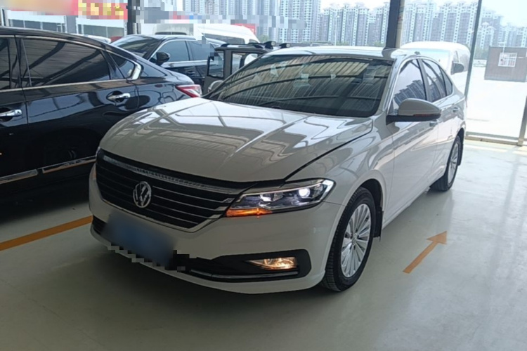 Volkswagen Lavida 2019 car image #2