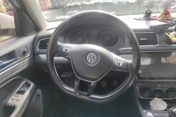 Volkswagen Lavida 2018 car image #12