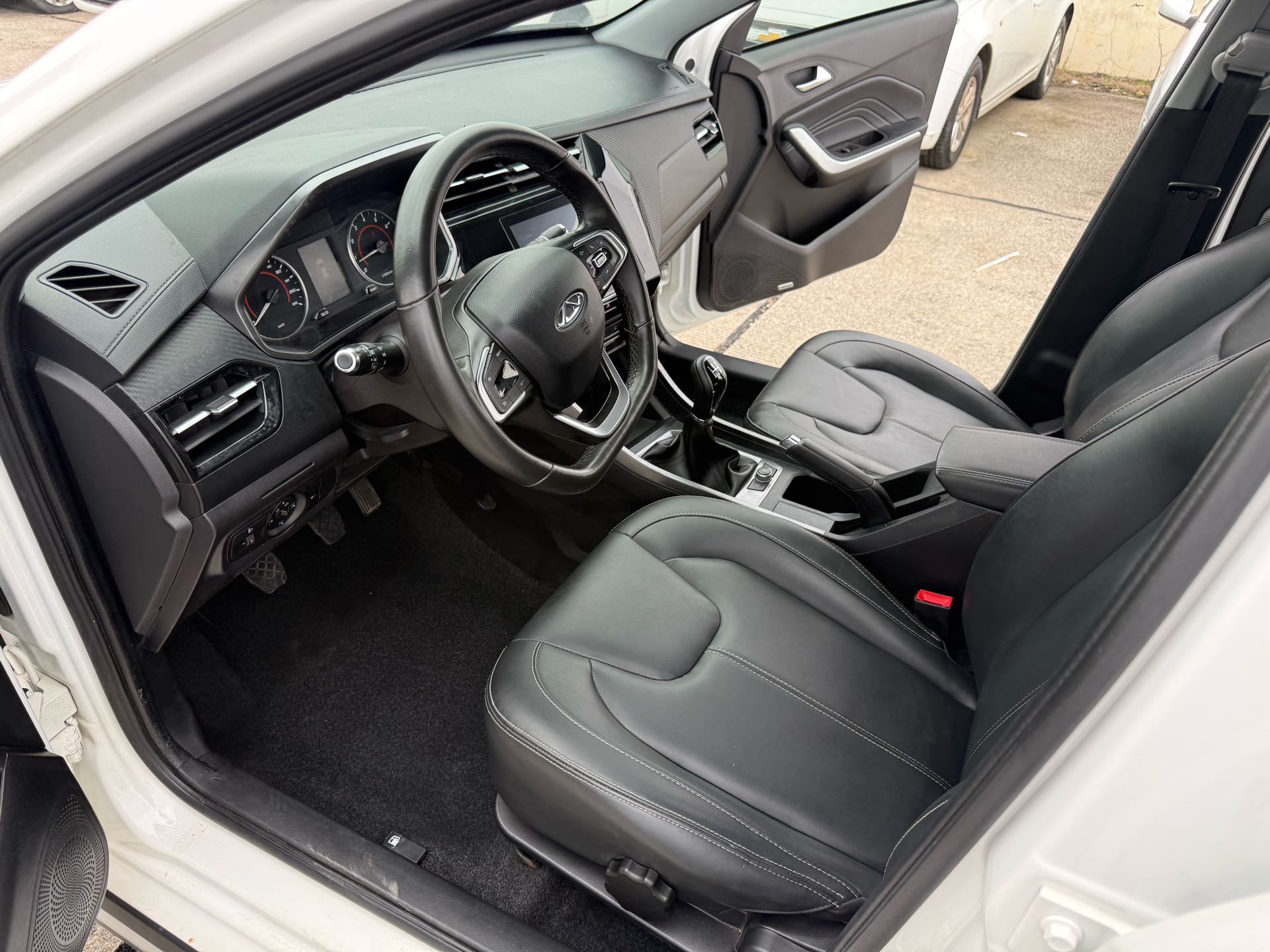 Chery Tiggo 3x 2021 #4 Chery Tiggo 3x 2021 immagine di auto #4