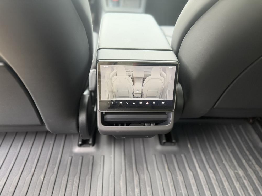 Tesla Model 3 2026 #13 Tesla Model 3 2026 car image #13