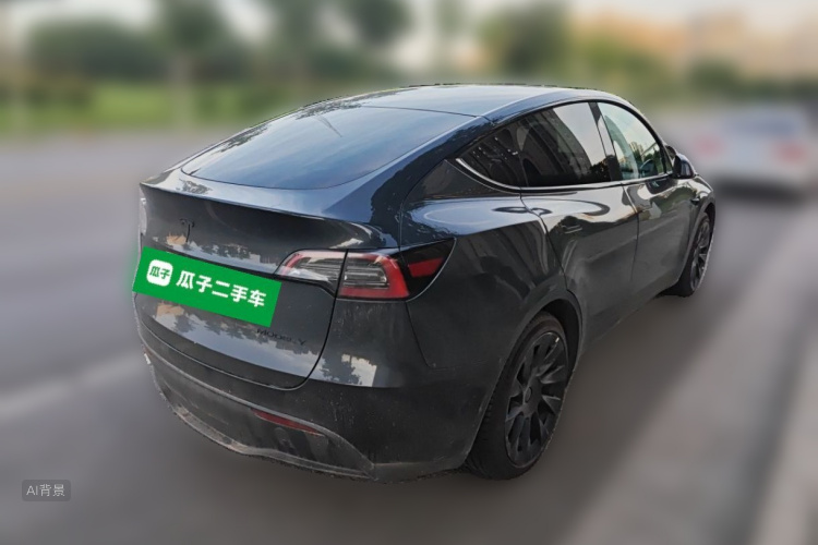 Tesla Model Y 2024 #7 Tesla Model Y 2024 car image #7