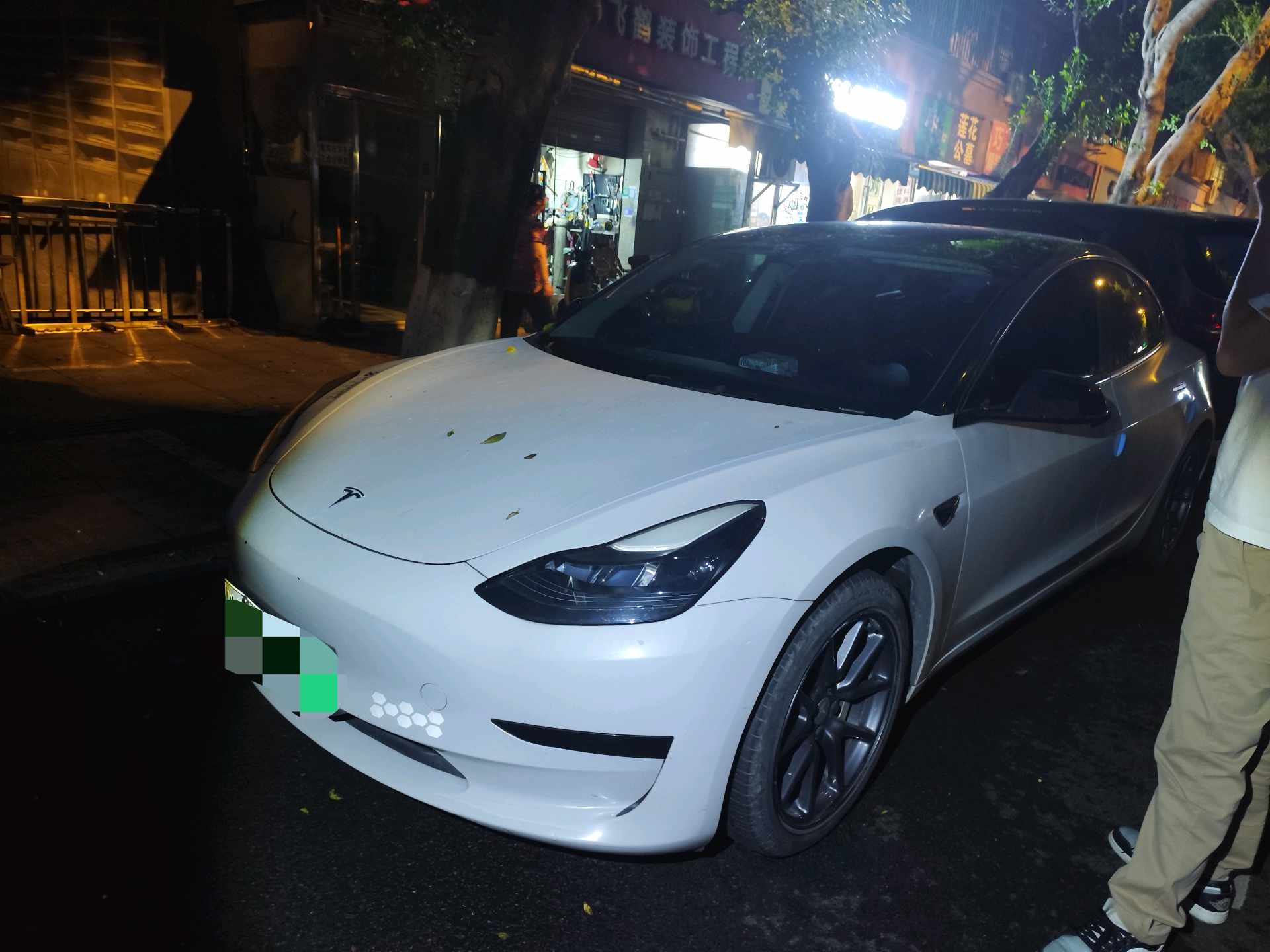 Tesla Model 3 2021 car image 