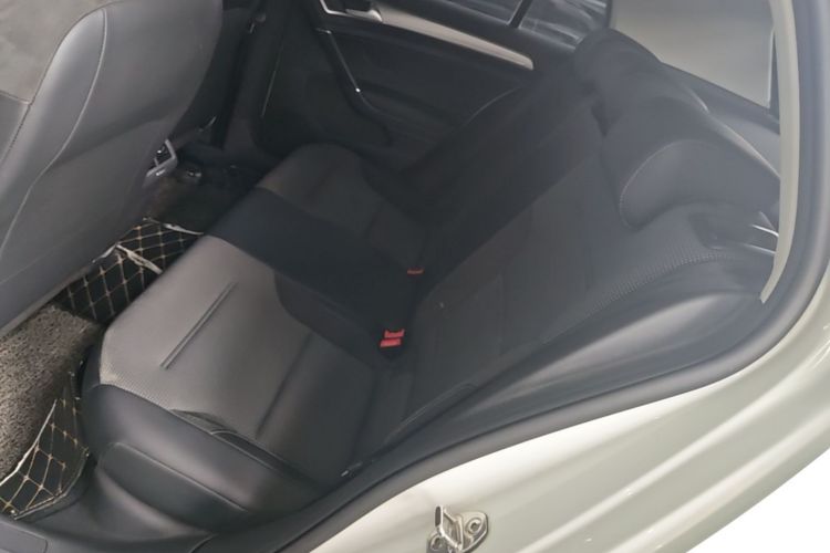 Volkswagen Golf 2018 #17 Volkswagen Golf 2018 car image #17