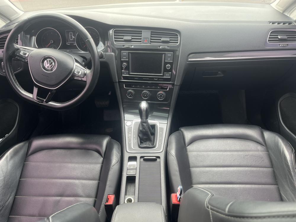 Volkswagen Golf 2019 #15 Volkswagen Golf 2019 car image #15