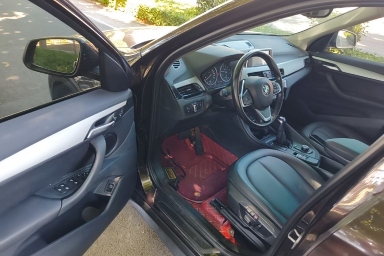 BMW X1 2017 car image #16