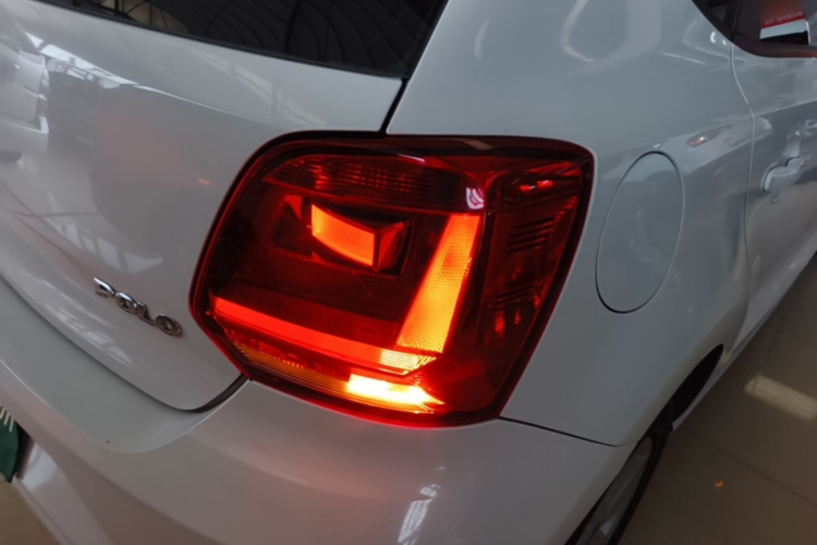 Volkswagen Polo 2017 #8 Volkswagen Polo 2017 car image #8
