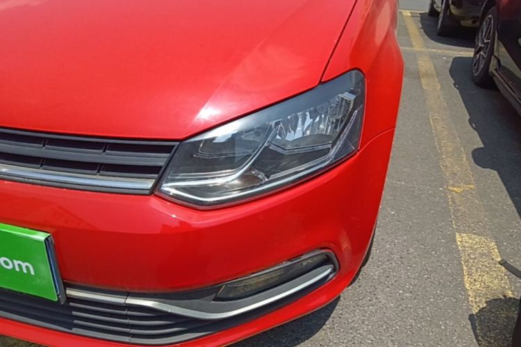Volkswagen Polo 2018 car image #30