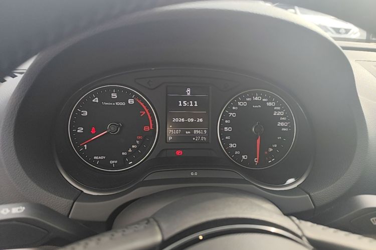 Audi A3 2019 car image #12