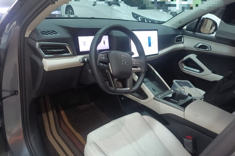 BYD YuanUP 2026 car image #10