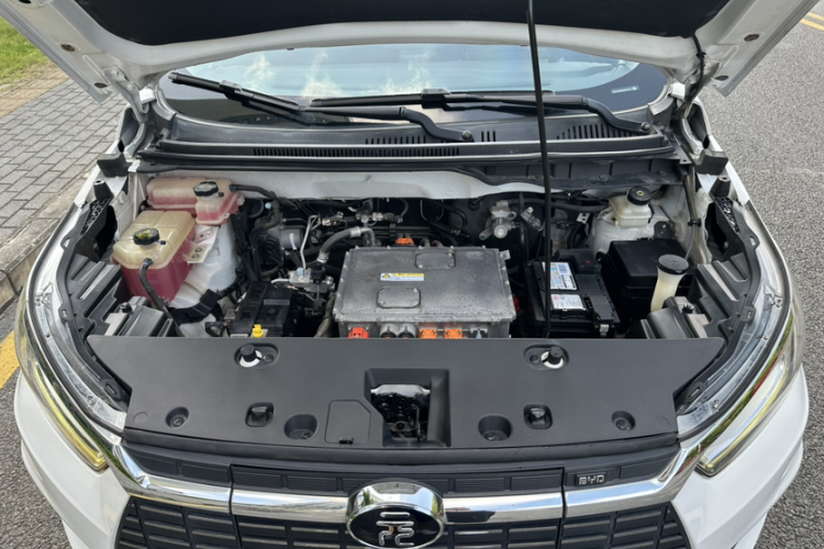 BYD Yuan New Energy 2019 #28 BYD Yuan New Energy 2019 car image #28