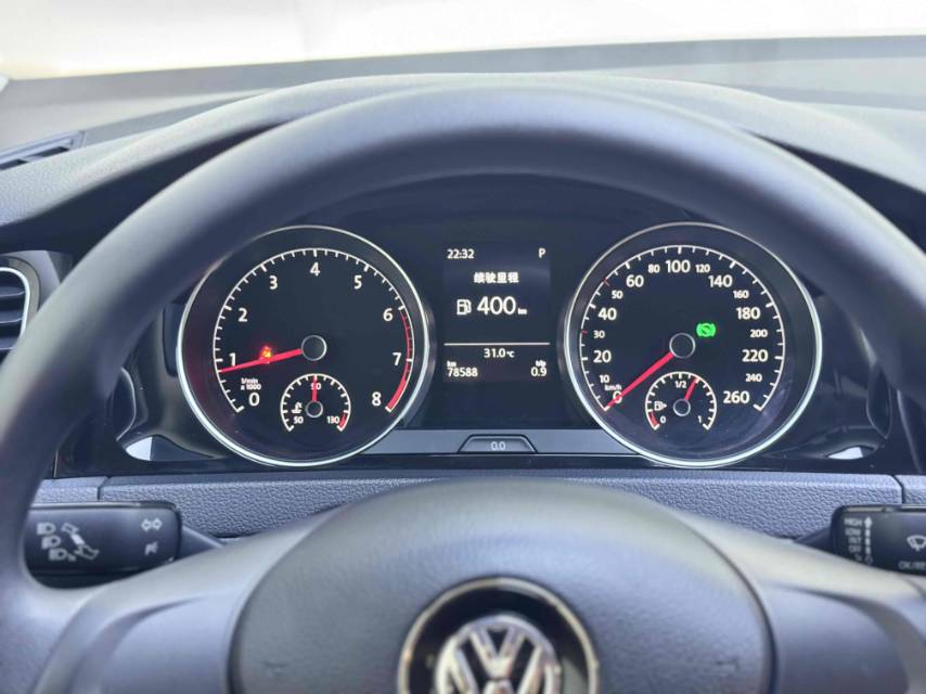 Volkswagen Golf 2019 car image #8