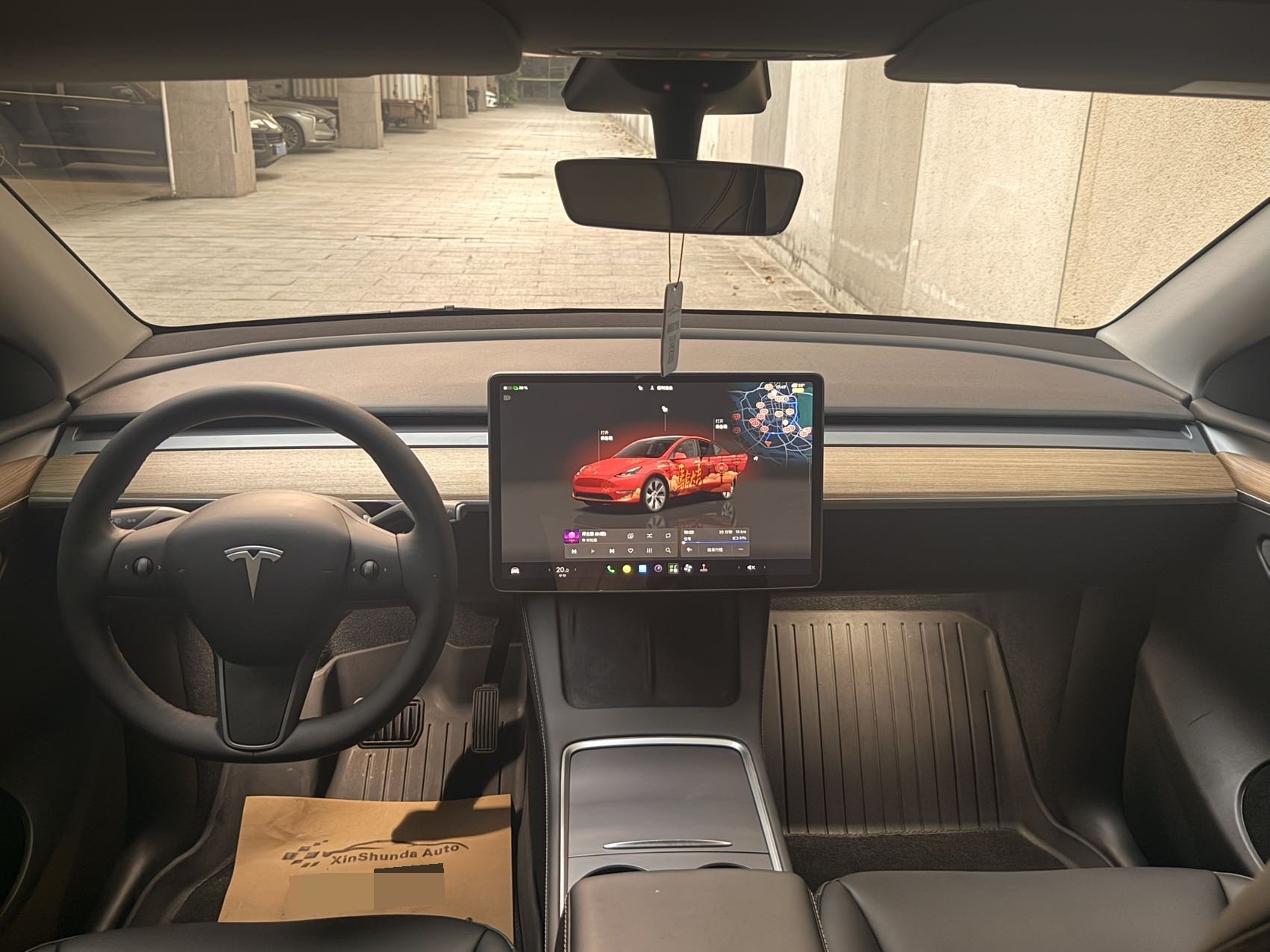 Tesla Model Y 2023 #9 Tesla Model Y 2023 car image #9