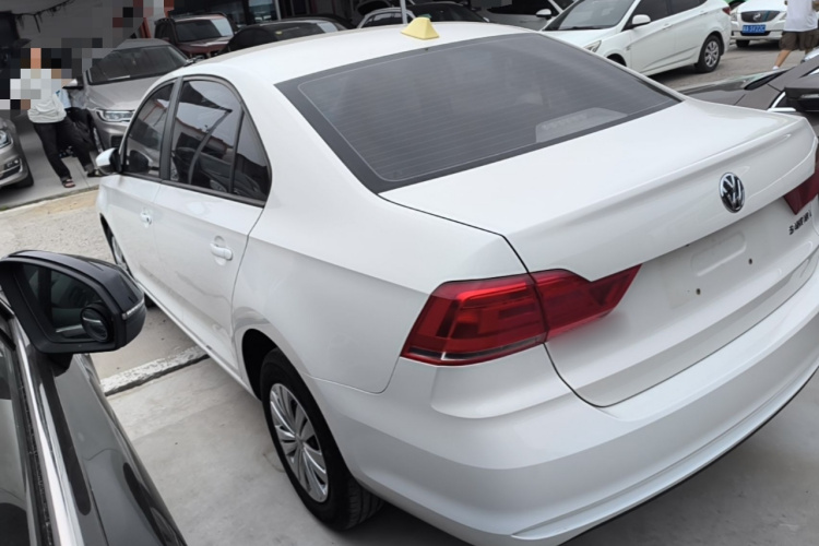 Volkswagen Santana 2021 car image #5