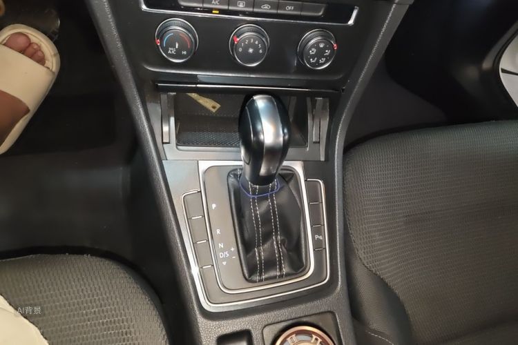 Volkswagen Golf 2017 #16 Volkswagen Golf 2017 car image #16