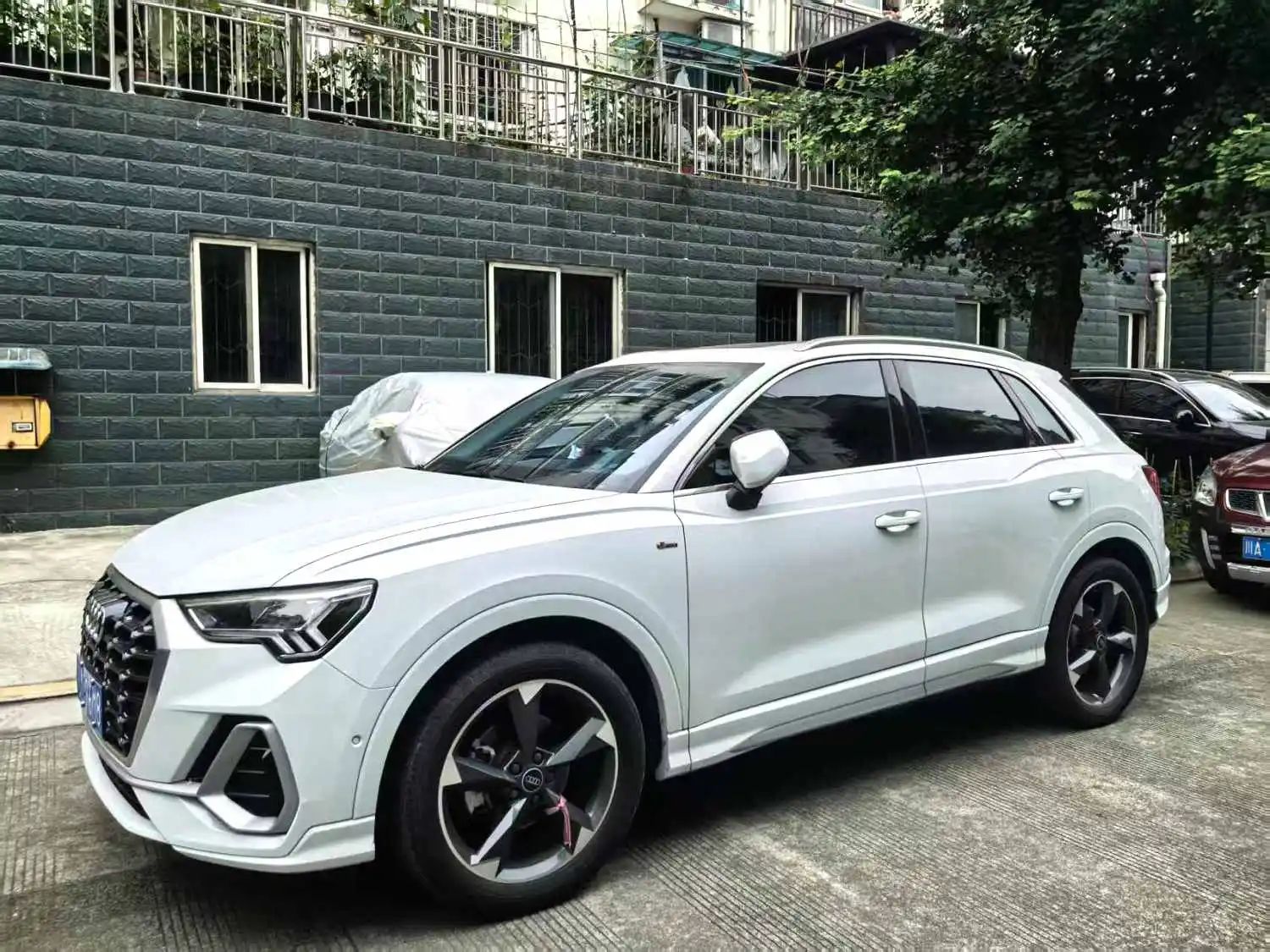 Audi Q3 2023 Audi Q3 2023 car image