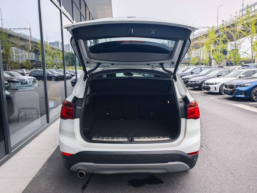 BMW X1 2019 #16 BMW X1 2019 car image #16