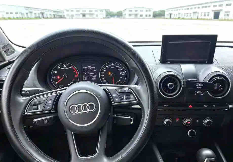 Audi A3 2020 car image #4