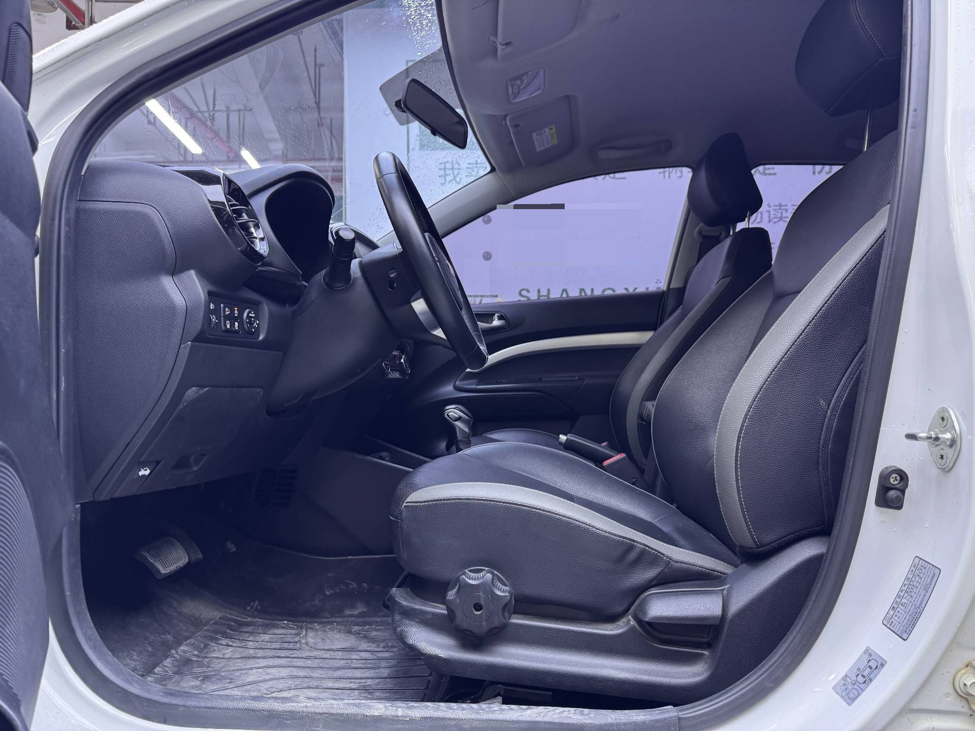 Kia KX1 2020 car image #5
