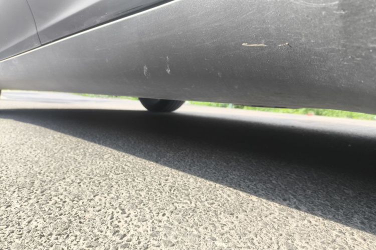 Tesla Model Y 2023 car image #25