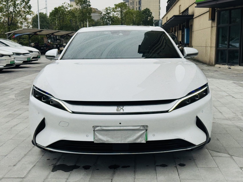 BYD Han 2022 car image #3