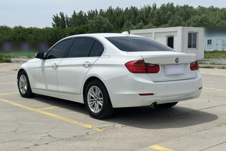 BMW 3 Series 2015 #6 BMW 3 Series 2015 car image #6