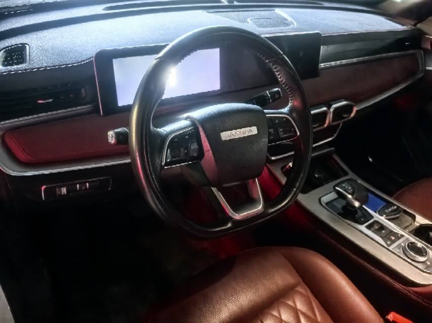 Jetour X70 PLUS 2025 #4 Jetour X70 PLUS 2025 car image #4