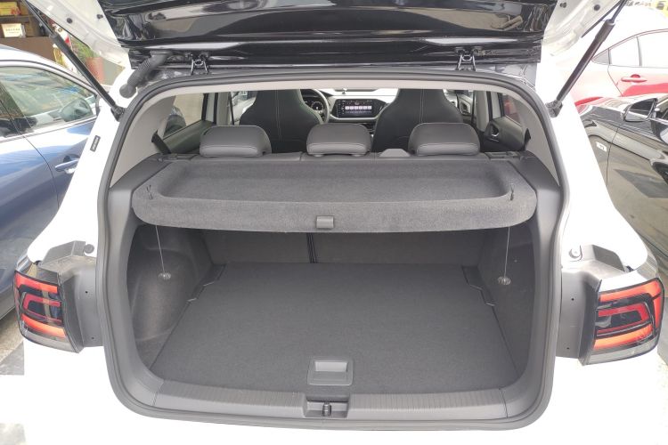 Volkswagen T-Cross 2022 изображение автомобиля #21