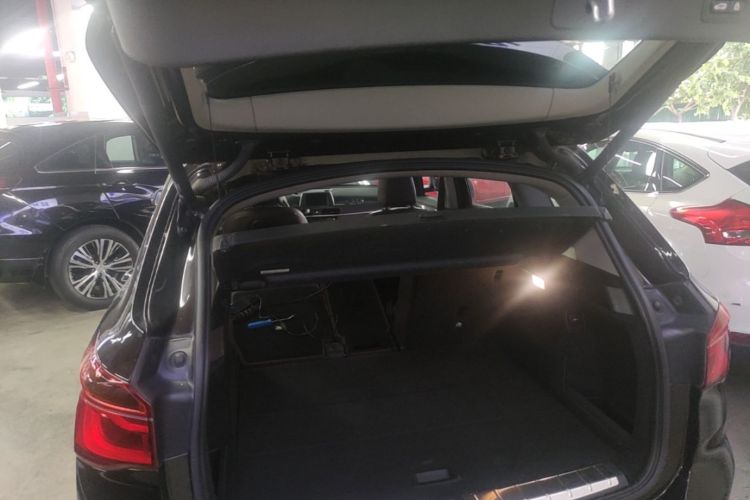 BMW X1 2017 #18 BMW X1 2017 immagine di auto #18