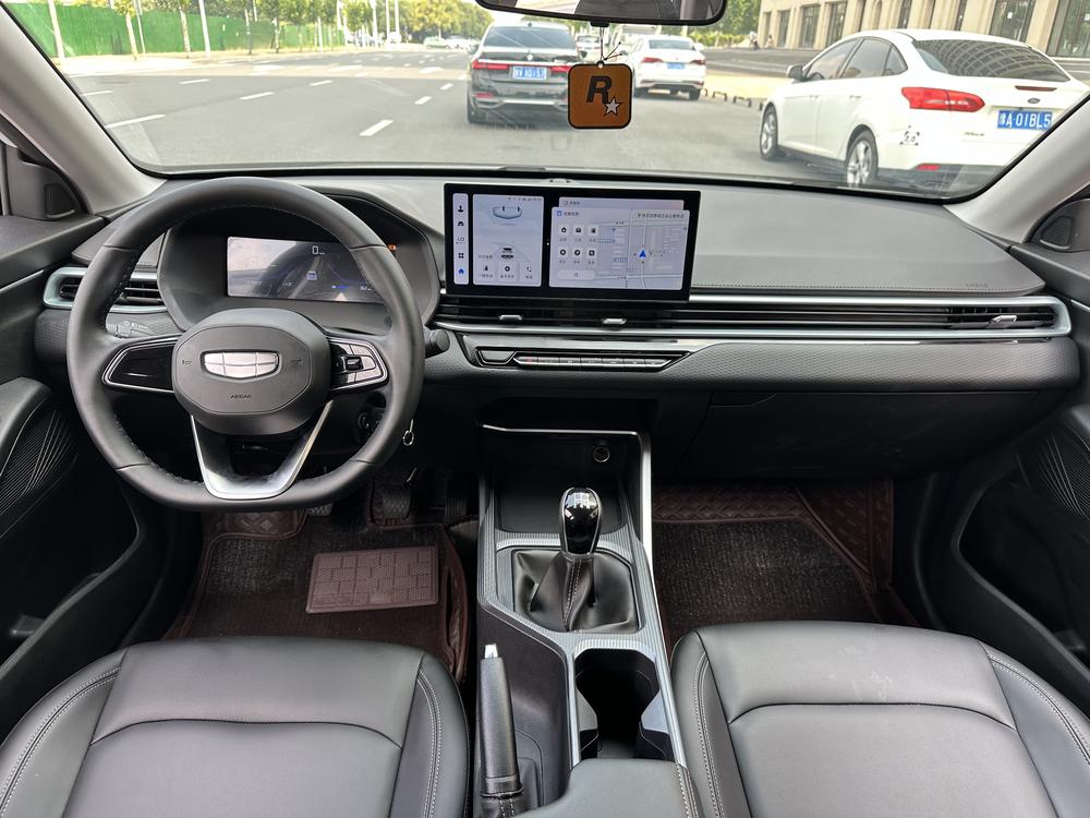 GEELY Emgrand 2025 #7 GEELY Emgrand 2025 image de voiture #7