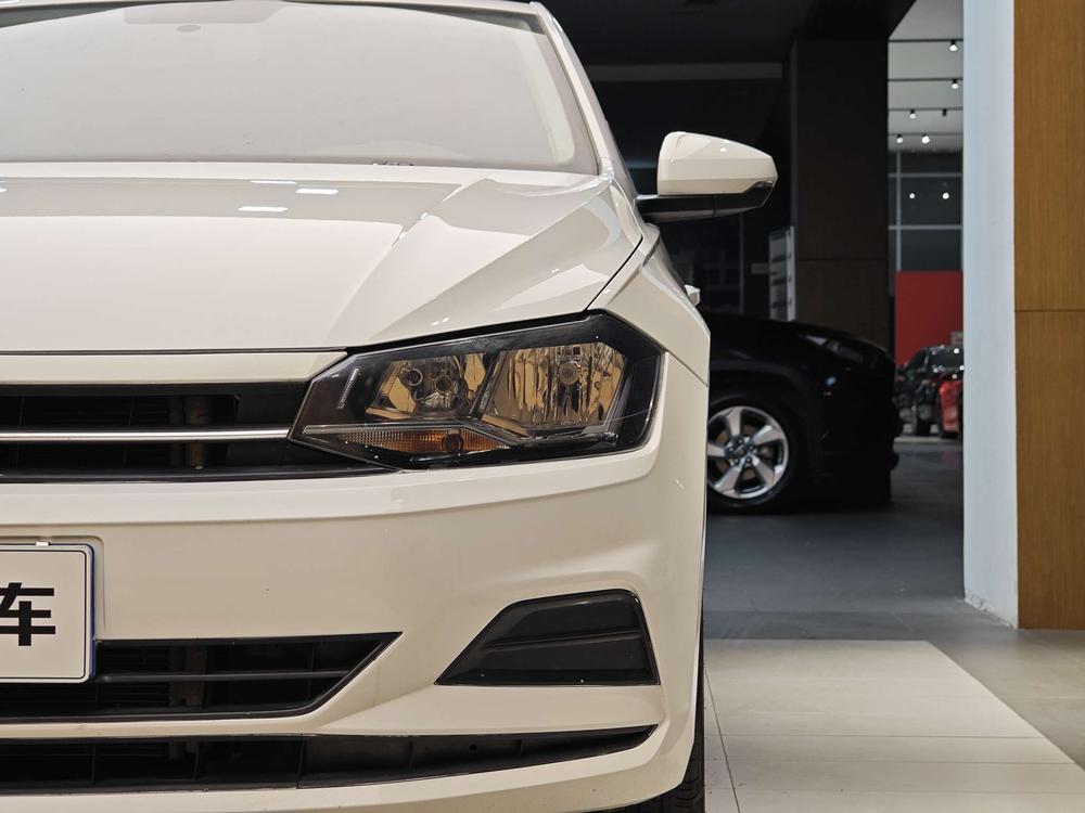 Volkswagen Polo 2023 изображение автомобиля #8