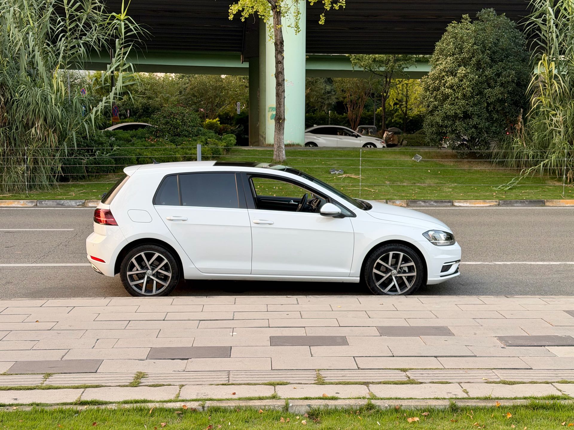 2020 #6 2020 imagem de carro #6