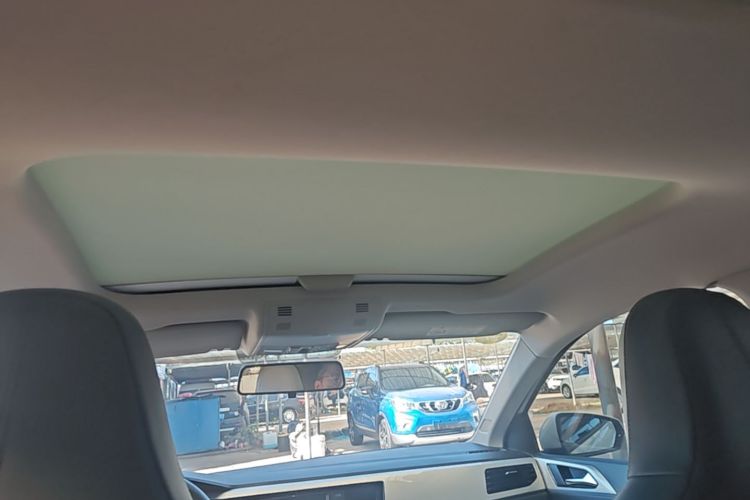 Volkswagen Polo 2021 car image #19