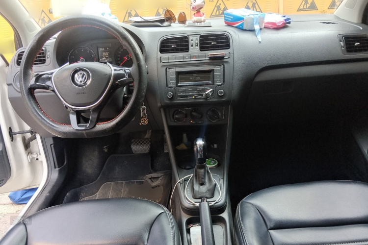 Volkswagen Polo 2017 #11 Volkswagen Polo 2017 car image #11